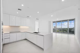 220 Lake Shore Dr, Lake Park, FL 33403 - Photo 8