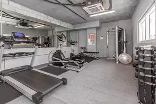 39 NW 7th Ave, Miami, FL 33128 - Photo 12