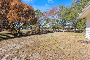 7251 Gullotti Pl, Port Saint Lucie, FL 34952 - Photo 70