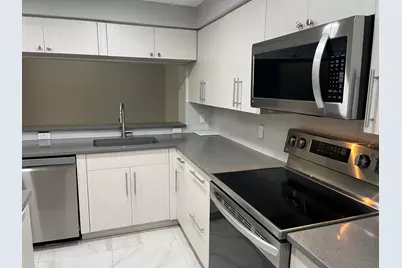 3021 Alcazar Place #103, Palm Beach Gardens, FL 33410 - Photo 4