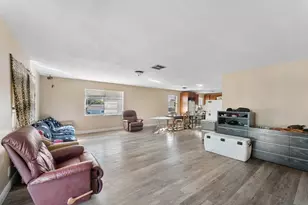 29 S D St, Lake Worth, FL 33460 - Photo 8