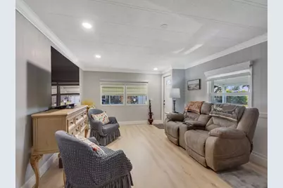 309 NE Pinelake Village Boulevard, Jensen Beach, FL 34957 - Photo 8