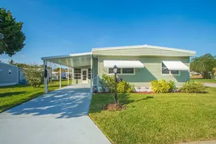 309 NE Pinelake Village Blvd, Jensen Beach, FL 34957 - Photo 2