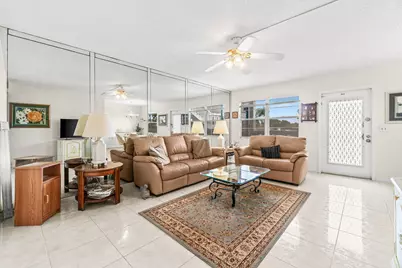 2056 Exeter D, Boca Raton, FL 33434 - Photo 4