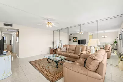 2056 Exeter D, Boca Raton, FL 33434 - Photo 6