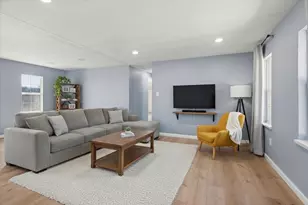 47 Tangerine Ave, Fort Pierce, FL 34982 - Photo 2