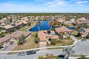 814 SW St Julien Ct, Port Saint Lucie, FL 34986 - Photo 8