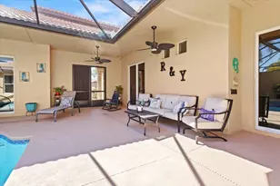 814 SW St Julien Ct, Port Saint Lucie, FL 34986 - Photo 10