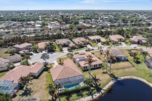 814 SW St Julien Ct, Port Saint Lucie, FL 34986 - Photo 8