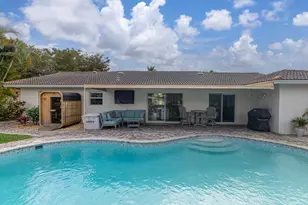 2281 SE 11th St, Pompano Beach, FL 33062 - Photo 38