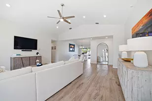 2281 SE 11th St, Pompano Beach, FL 33062 - Photo 12