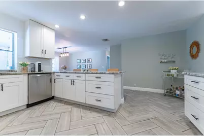 548 NW 45th Drive, Delray Beach, FL 33445 - Photo 10