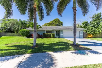 548 NW 45th Drive, Delray Beach, FL 33445 - Photo 2