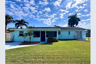 1061 Pineway Drive, Haverhill, FL 33417 - Photo 2