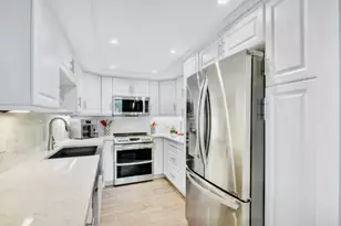 125 S Ocean Ave, Palm Beach Shores, FL 33404 - Photo 12