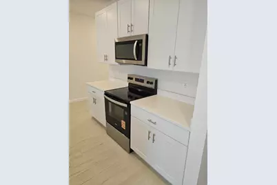 621 Salisbury Circle, Fort Pierce, FL 34982 - Photo 8