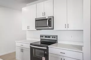 621 Salisbury Cir, Fort Pierce, FL 34982 - Photo 6