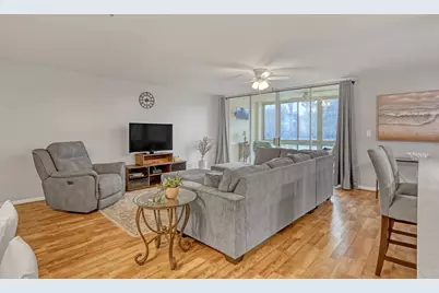 105 Half Moon Circle #F1, Hypoluxo, FL 33462 - Photo 8