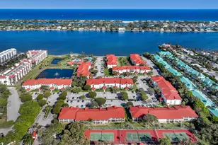 105 Half Moon Cir, Hypoluxo, FL 33462 - Photo 1