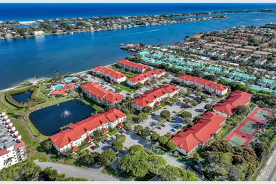 105 Half Moon Circle #F1, Hypoluxo, FL 33462 - Photo 24