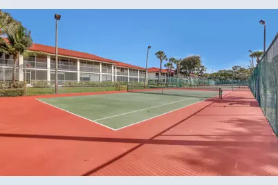 105 Half Moon Circle #F1, Hypoluxo, FL 33462 - Photo 6