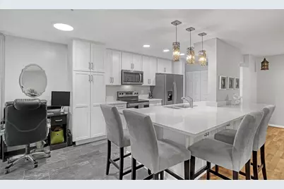 105 Half Moon Circle #F1, Hypoluxo, FL 33462 - Photo 10