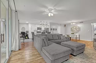 105 Half Moon Cir, Hypoluxo, FL 33462 - Photo 8