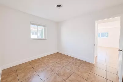 3041 NE 7th Avenue #C, Pompano Beach, FL 33064 - Photo 8