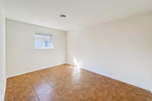 3041 NE 7th Ave, Pompano Beach, FL 33064 - Photo 14