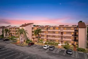 27 Abbey Ln, Delray Beach, FL 33446 - Photo 2