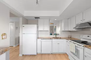 27 Abbey Ln, Delray Beach, FL 33446 - Photo 8