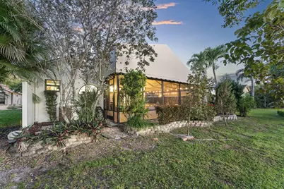 380 Sherwood Forest Drive, Delray Beach, FL 33445 - Photo 4