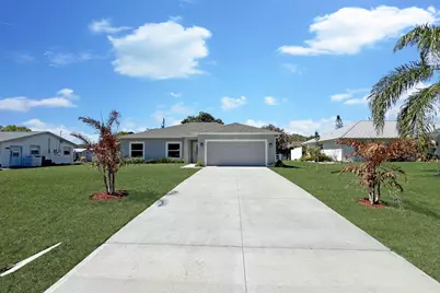 418 Easy Street, Sebastian, FL 32958 - Photo 2