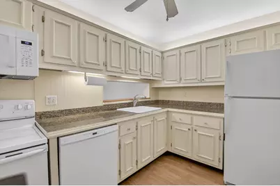 5190 Las Verdes Circle #120, Delray Beach, FL 33484 - Photo 12