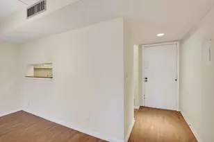 5190 Las Verdes Cir, Delray Beach, FL 33484 - Photo 10