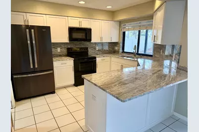 13427 Kingsbury Drive, Wellington, FL 33414 - Photo 2