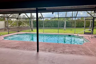 13427 Kingsbury Dr, Wellington, FL 33414 - Photo 12