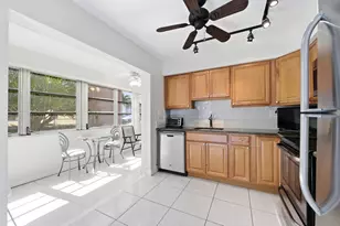 103 Piedmont C, Delray Beach, FL 33484 - Photo 2