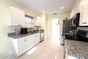 1546 SE Prestwick Ln, Port Saint Lucie, FL 34952 - Photo 14