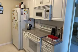 4042 Exeter C, Boca Raton, FL 33434 - Photo 6