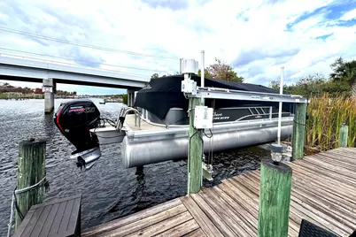 461 SE Pine Road, Port Saint Lucie, FL 34984 - Photo 4