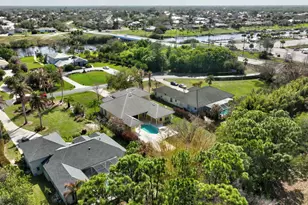 461 SE Pine Rd, Port Saint Lucie, FL 34984 - Photo 86