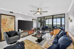 6372 La Costa Dr, Boca Raton, FL 33433 - Photo 2