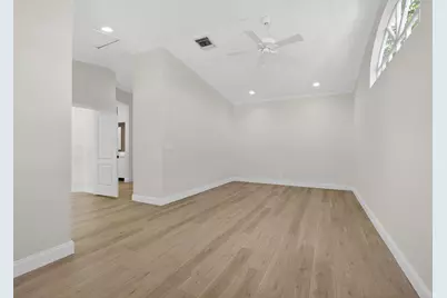 8 Via Sorrento, Palm Beach Gardens, FL 33418 - Photo 32