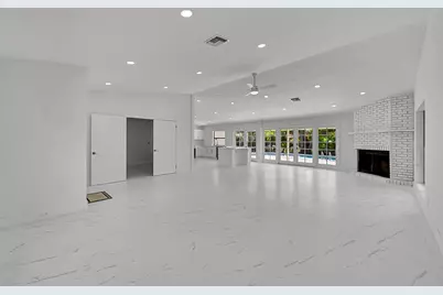 9000 NW 21st Street, Coral Springs, FL 33071 - Photo 24