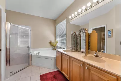 392 W Coral Trace Circle, Delray Beach, FL 33445 - Photo 12