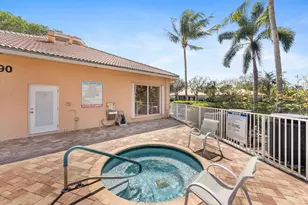 392 W Coral Trace Cir, Delray Beach, FL 33445 - Photo 26
