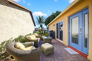 5198 Mirror Lakes Blvd, Boynton Beach, FL 33472 - Photo 4