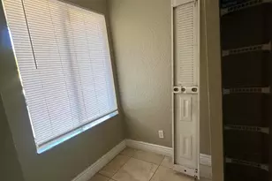 941 Coral Club Dr, Coral Springs, FL 33071 - Photo 8