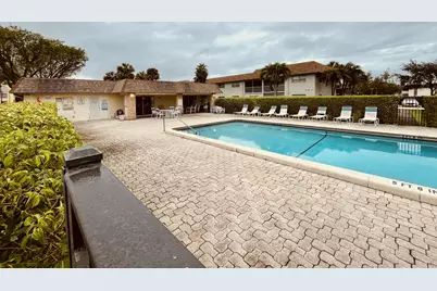 9911 Sandalfoot Boulevard #112, Boca Raton, FL 33428 - Photo 10